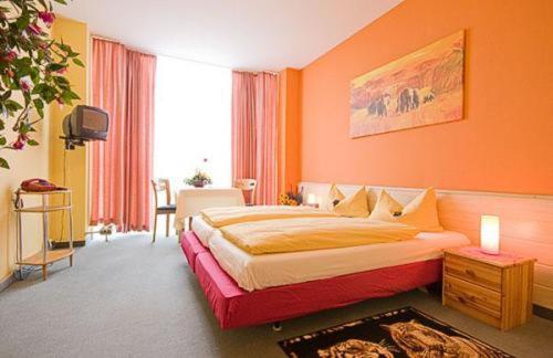 Bavaria Safari Hotel Dachau Extérieur photo